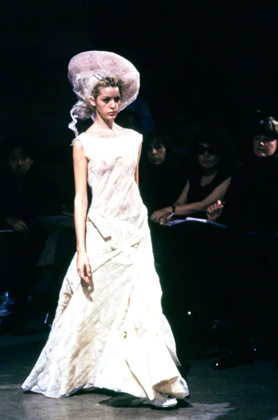 Look 19